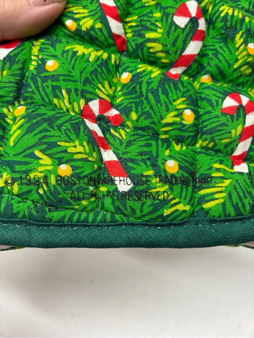 Vintage Christmas tree oven mitt holiday classic nostalgia bells candy cane 90's